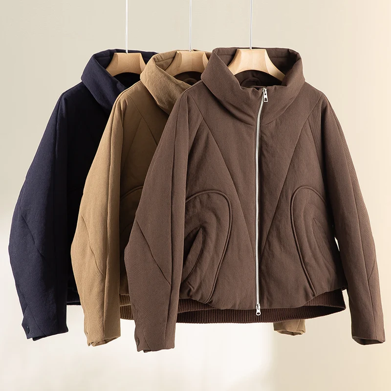 Damen Kurze gesteppte Steppjacke mit hohem Stehkragen und skulpturaler Nahtführung Nord Taschen