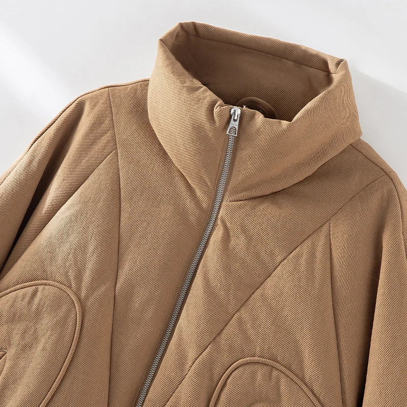 Damen Kurze gesteppte Steppjacke mit hohem Stehkragen und skulpturaler Nahtführung Nord Taschen