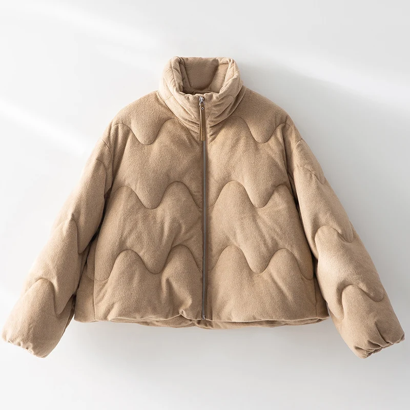 Damen Kurze gesteppte Jacke mit Wellensteppung, hohem Stehkragen und Boxy-Silhouette Nord Taschen