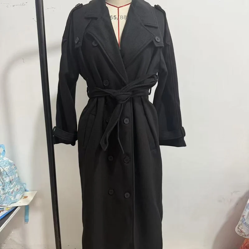 Damen langer Oversize Wollmantel mit weitem Revers und Gürtel Nord Taschen