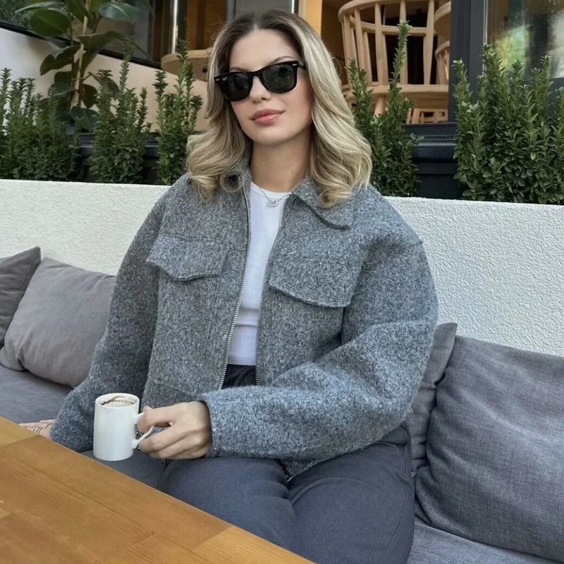 Damen Oversize-Shacket aus Wollmix mit Reißverschluss und aufgesetzten Pattentaschen Nord Taschen
