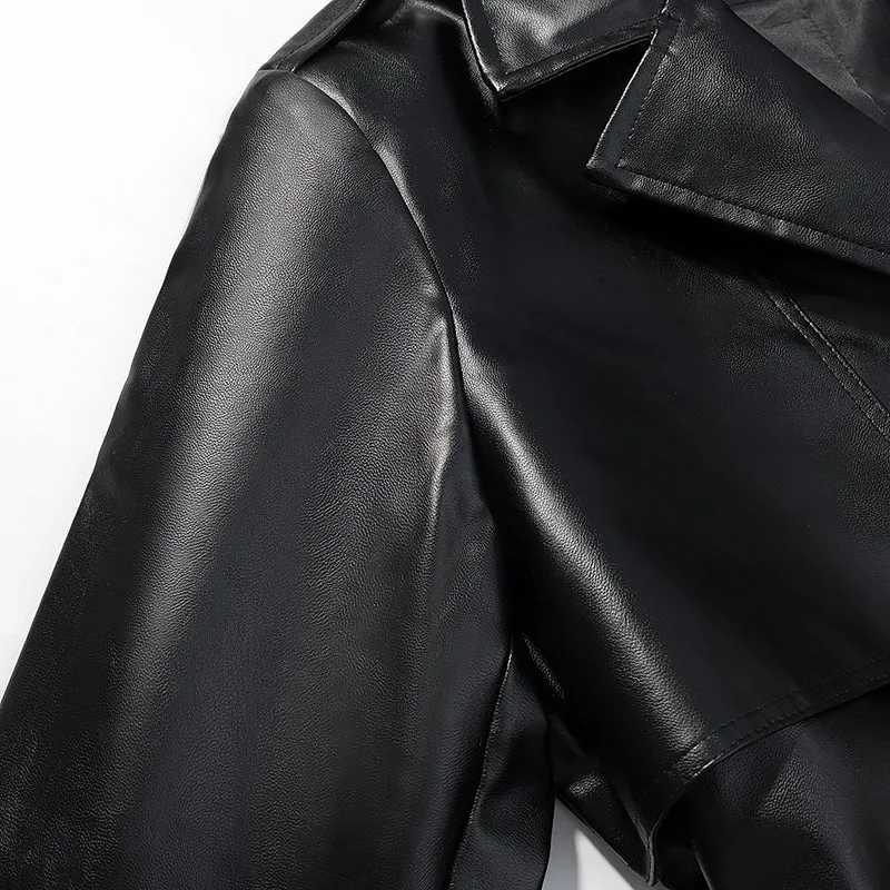 Damen Langer Kunstleder-Trenchcoat mit Taillengürtel und Epauletten Nord Taschen