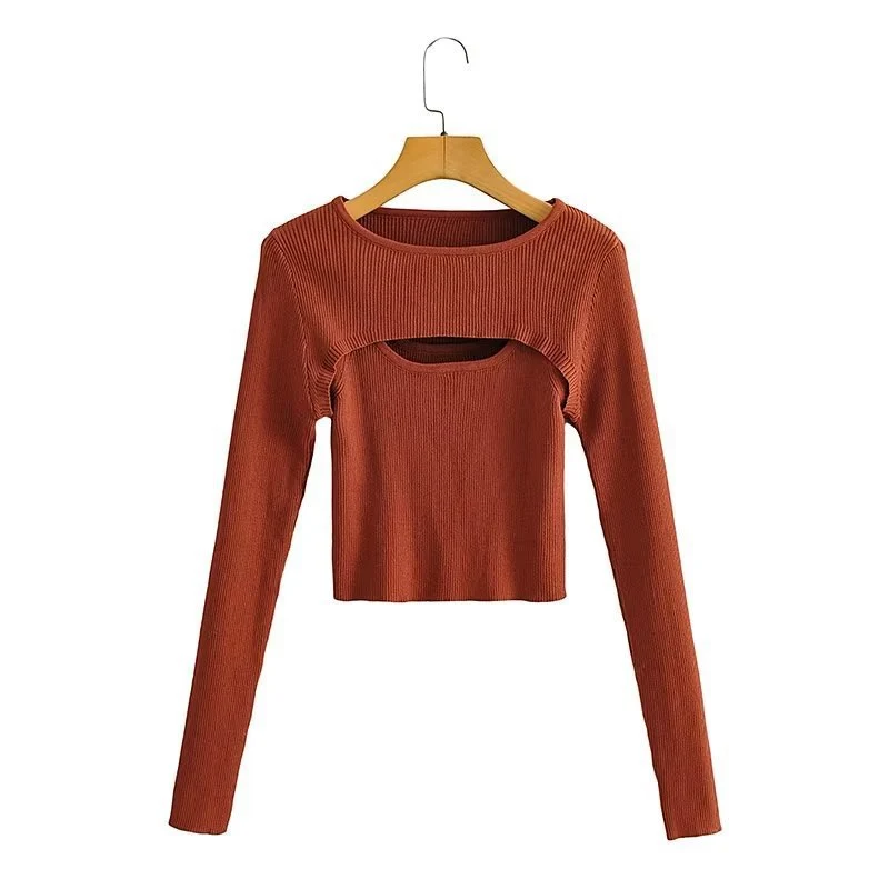 Damen Kurz geschnittenes Rippstrick-Top mit asymmetrischen Cut-Outs und Rundhalsausschnitt Nord Taschen