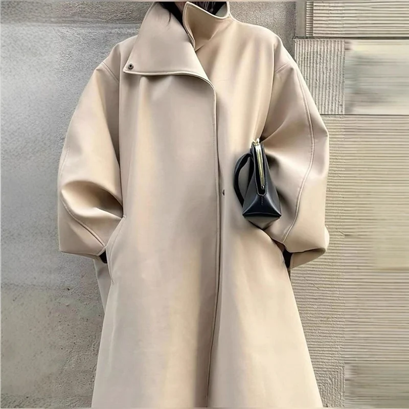 Damen Mantel im minimalistischen Midi‑Schnitt mit Stehkragen und verdeckter Knopfleiste Nord Taschen