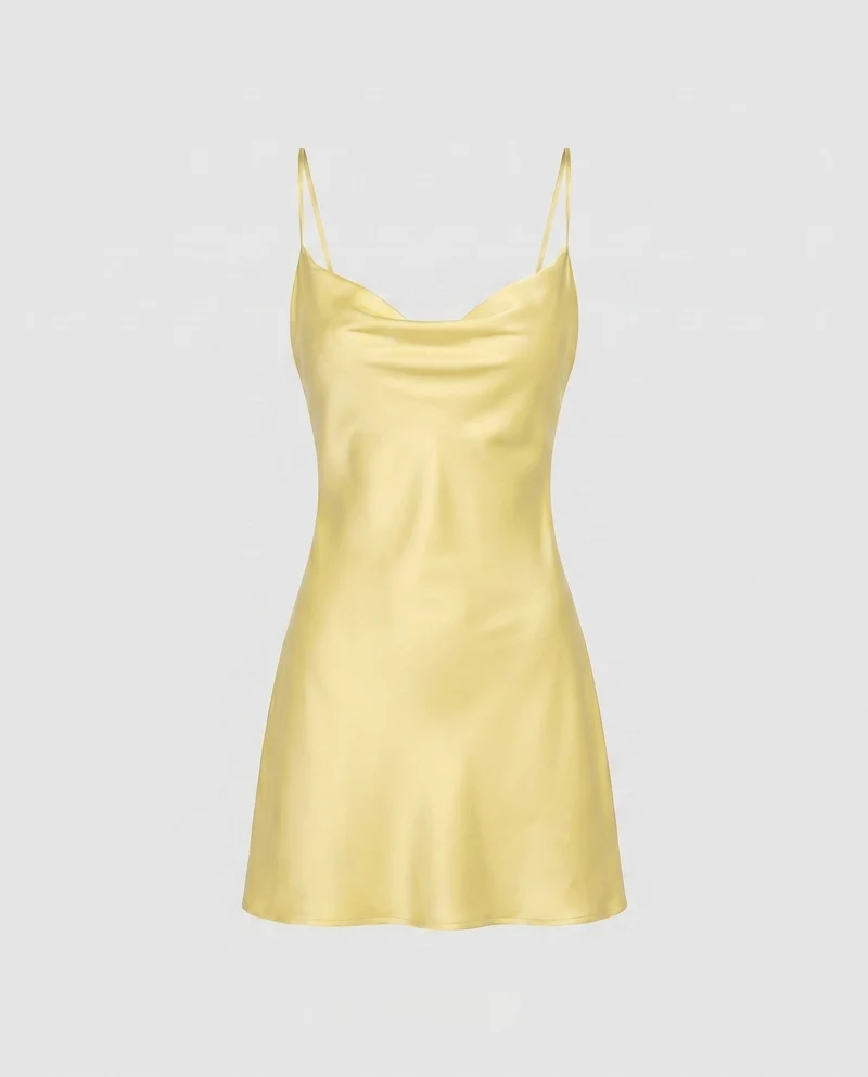 Damen Satin Minikleid mit verführerischem Ausschnitt und schwingendem Rock Nord Taschen