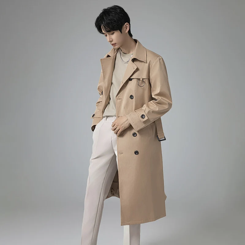 Herren Moderner Tech-Trenchcoat mit Doppelreihiger Knopfleiste, Bindegürtel und dezenten Ringdetails Nord Taschen