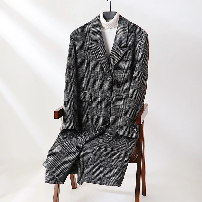Herren Karierter Longcoat aus Wollmix mit klassischem Revers und geradem Schnitt Nord Taschen
