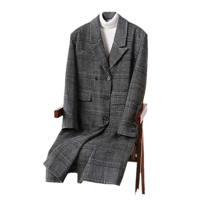 Herren Karierter Longcoat aus Wollmix mit klassischem Revers und geradem Schnitt Nord Taschen