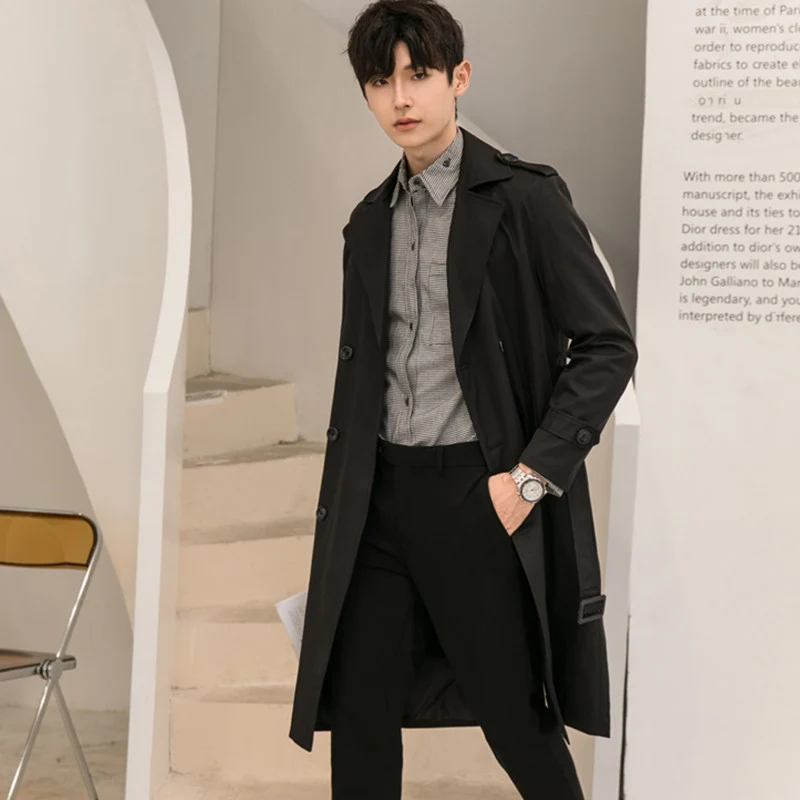 Herren Moderner leichter Trenchcoat mit Doppelreihe Taillengürtel und Schulterpatten Nord Taschen