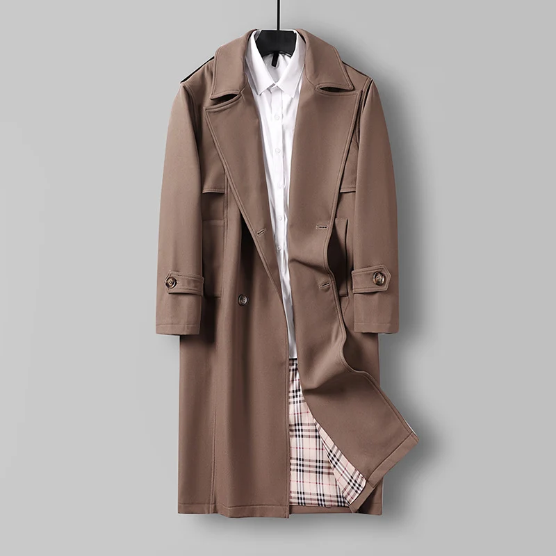 Herren Midilanger Doppelreihiger Trenchcoat mit Taillengürtel, abgefalcetem Revers und kariertem Innenfutter Nord Taschen