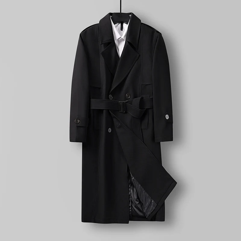 Herren Midilanger Doppelreihiger Trenchcoat mit Taillengürtel, abgefalcetem Revers und kariertem Innenfutter Nord Taschen