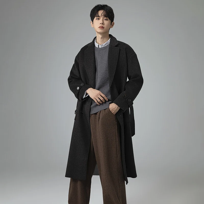 Herren Maxilanger Wollmix-Mantel im Tweed-Look mit Oversize-Schnitt, Doppelreihe und Bindegürtel Nord Taschen