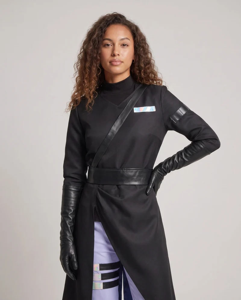 Damen Cosplay-Gewand mit schickem Umhang, Handschuhen und elegantem Hosenensemble Nord Taschen