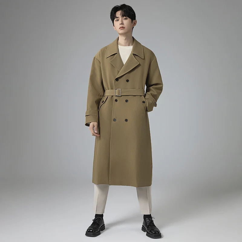 Herren Maxilanger Trenchmantel mit taillierendem Gürtel und minimalistischer Silhouette Nord Taschen