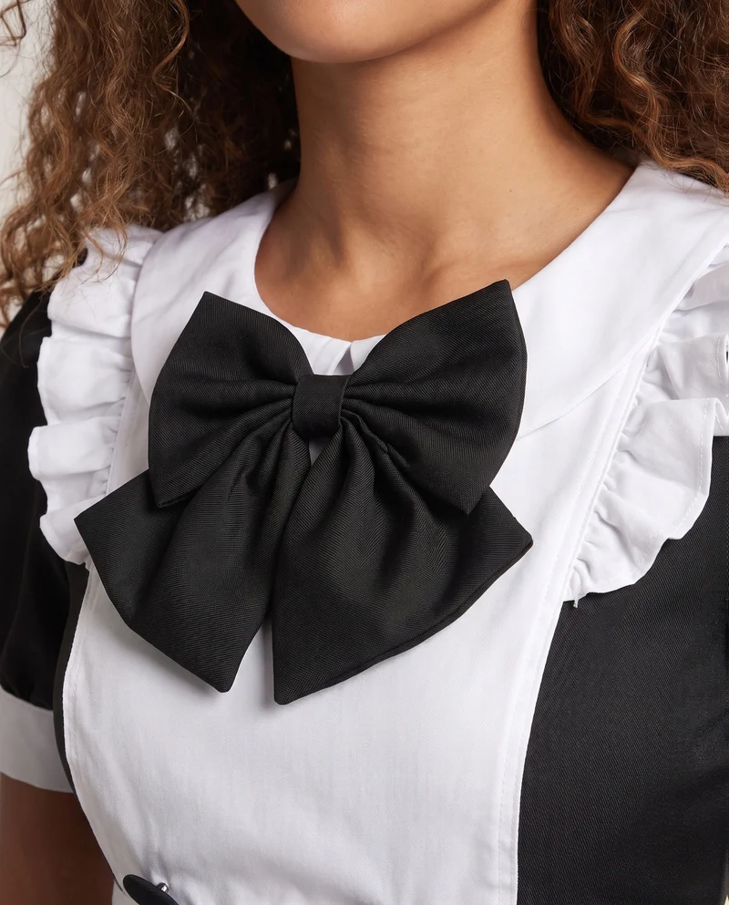 Damen verspieltes Rüschenkleid mit Schleifen und Kapuze Nord Taschen