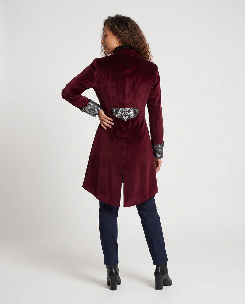 Damen elegante Kostümjacke mit barockem Design und geschlossenen Manschetten Nord Taschen