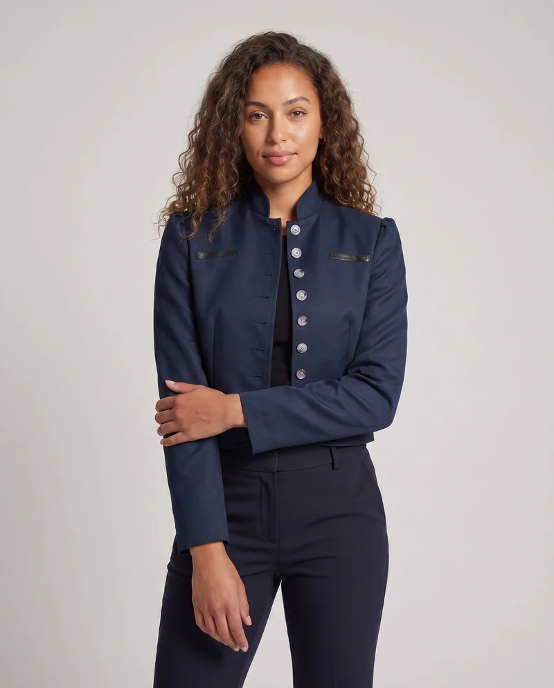 Damen elegante Kurzjacke mit dekorativen Knopfdetails Nord Taschen