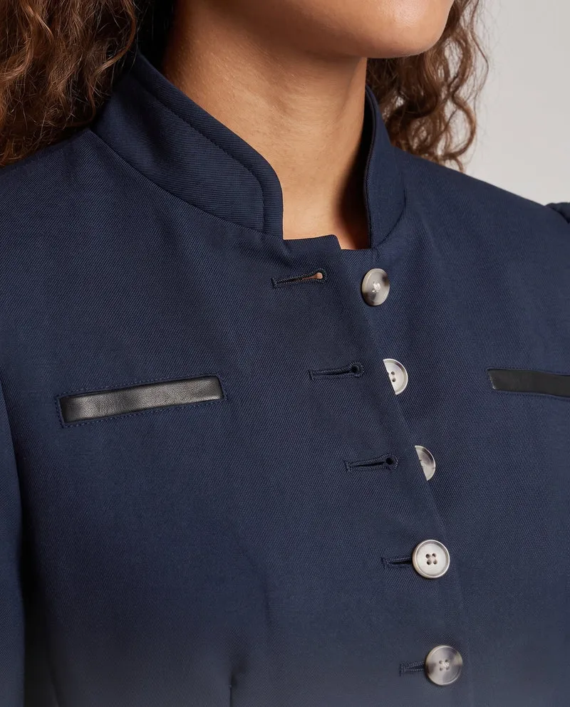 Damen elegante Kurzjacke mit dekorativen Knopfdetails Nord Taschen