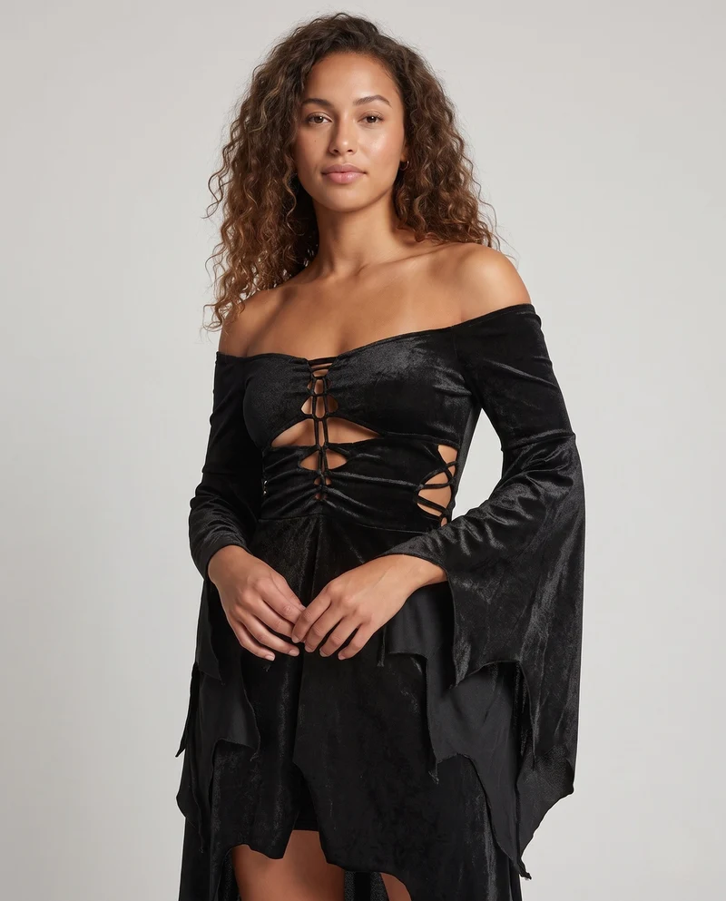 Damen Zauberhaftes Abendkleid mit weit ausgestellten Ärmeln Nord Taschen