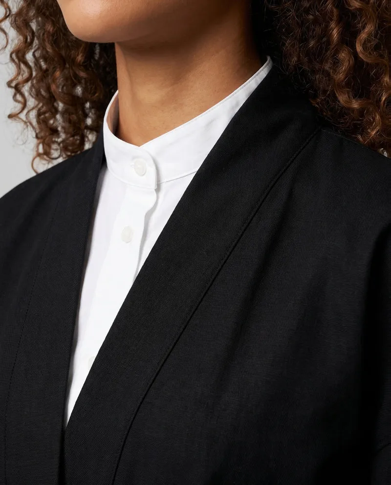 Damen traditionelles Kimono-Outfit mit Gürtel und Hemd Nord Taschen