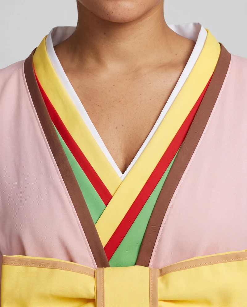 Damen traditionelles Kimono-Set mit kunstvollen Verzierungen und Schleifen Nord Taschen