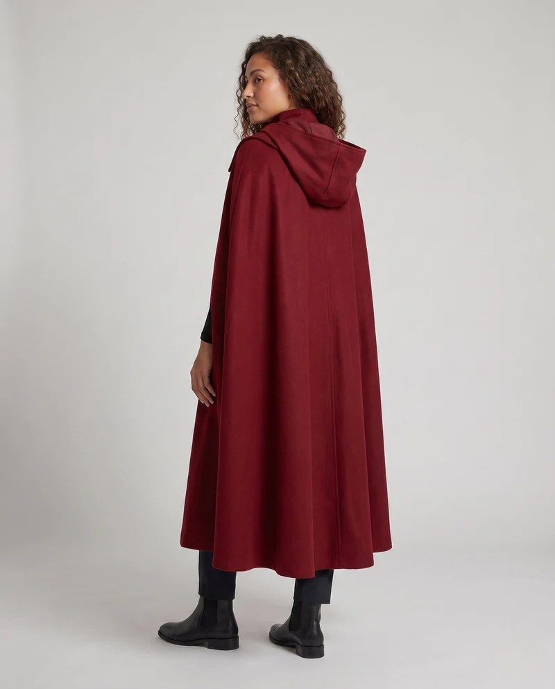Damen eleganter Kapuzenumhang mit kunstvollen Details Nord Taschen