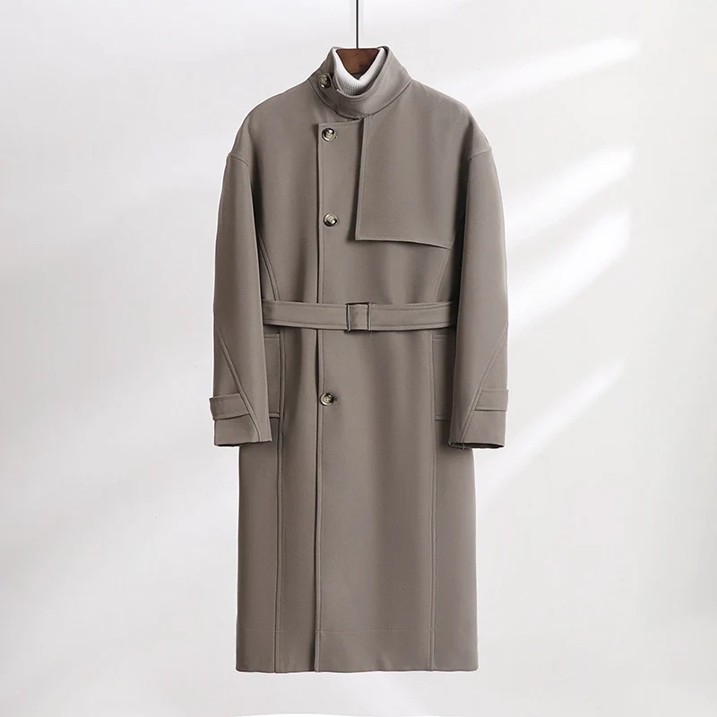 Herren Langgeschnittener Minimalistischer Trenchcoat mit Schalkragen und verstellbaren Ärmelriemen Nord Taschen