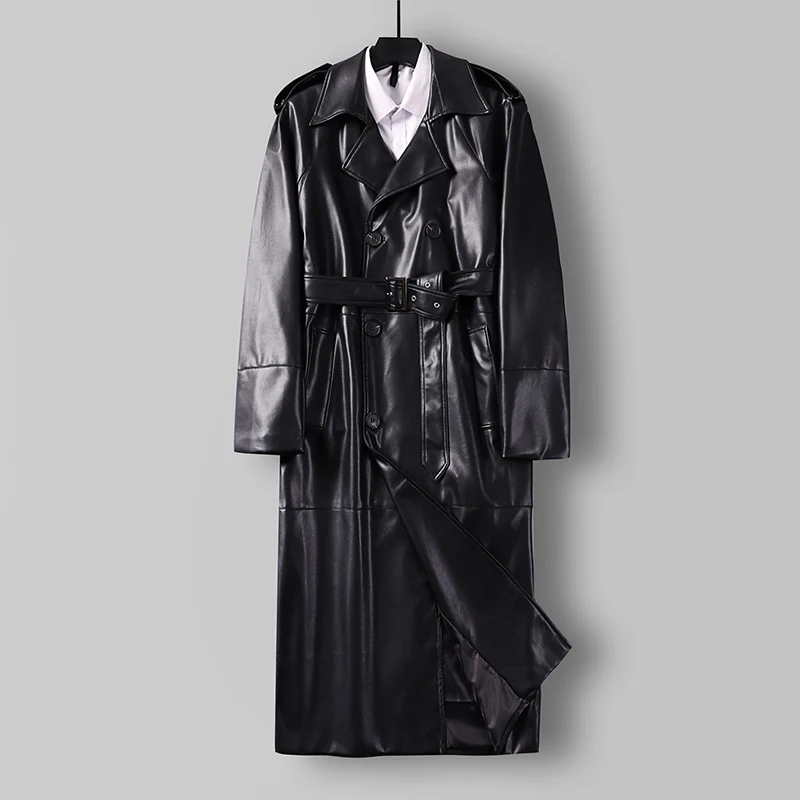 Herren Langer Kunstleder-Trenchcoat mit Doppelreiher, Taillengürtel und Schulterklappen Nord Taschen