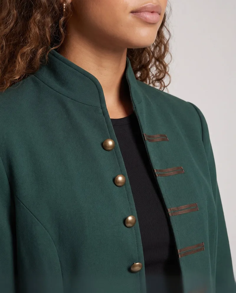 Damen eleganter historischer Umhang mit kunstvollen Knöpfen und weiten Ärmeln Nord Taschen
