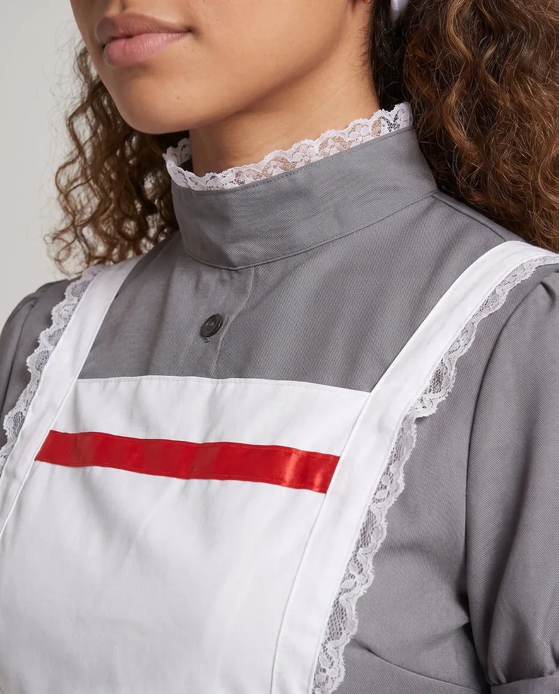 Damen Kostüm als Krankenschwester mit traditionellem Kleidungsstil Nord Taschen