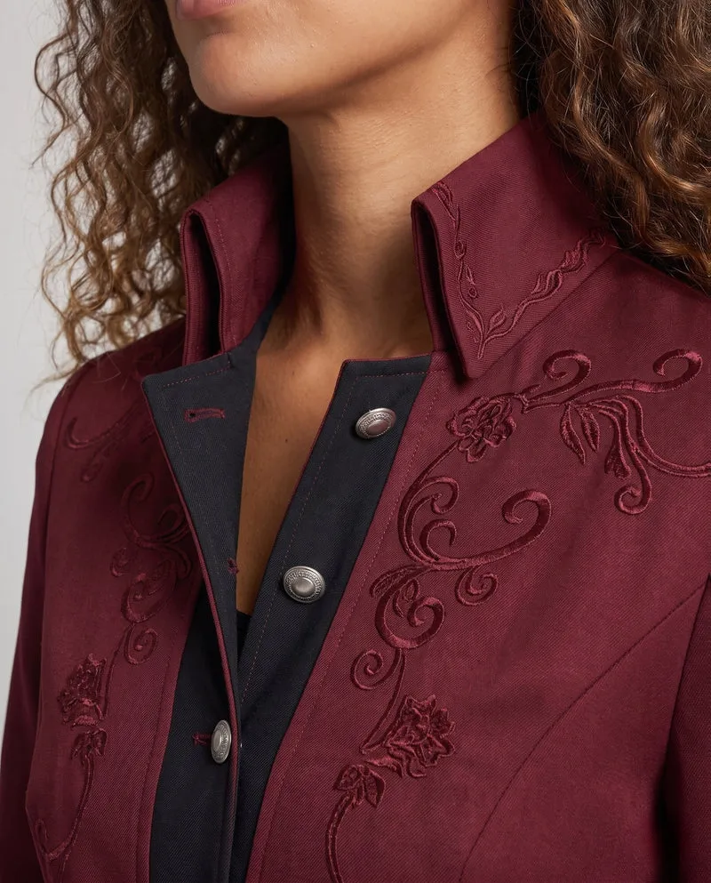 Damen Eleganter Langmantel mit kunstvollen Verzierungen Nord Taschen