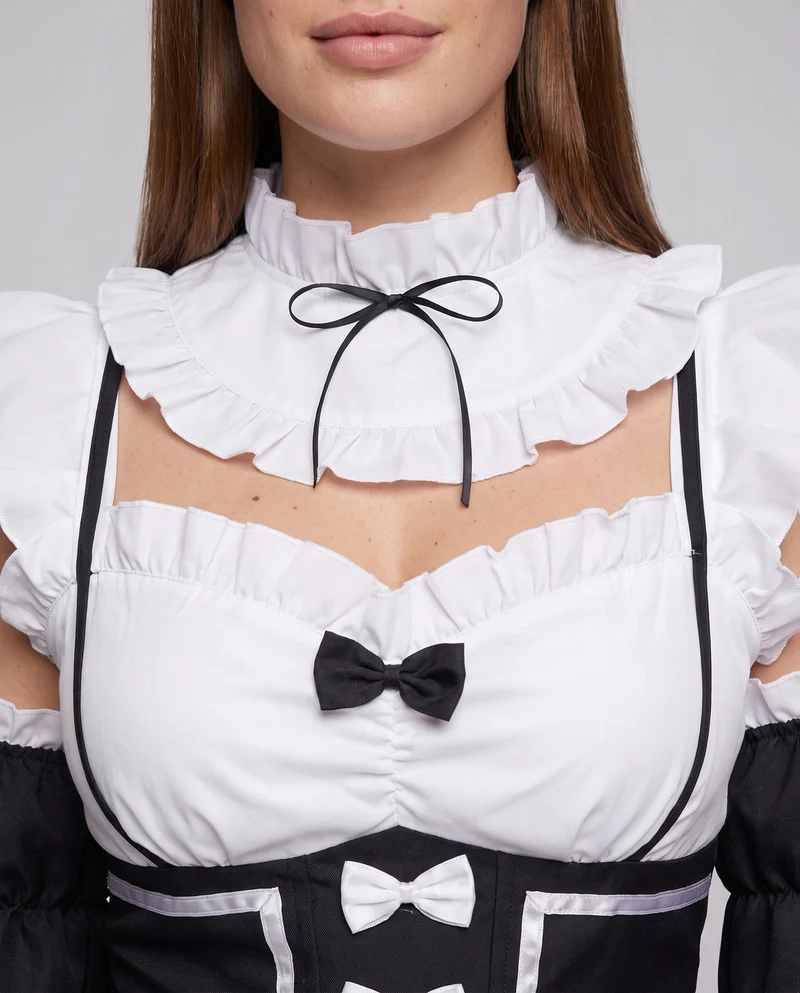 Damen Kostüm mit Rüschendetails und Accessoires Nord Taschen