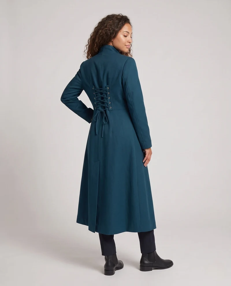 Damen Eleganter Stehkragen-Mantel mit kunstvollen Knöpfen und Schnürdetails Nord Taschen