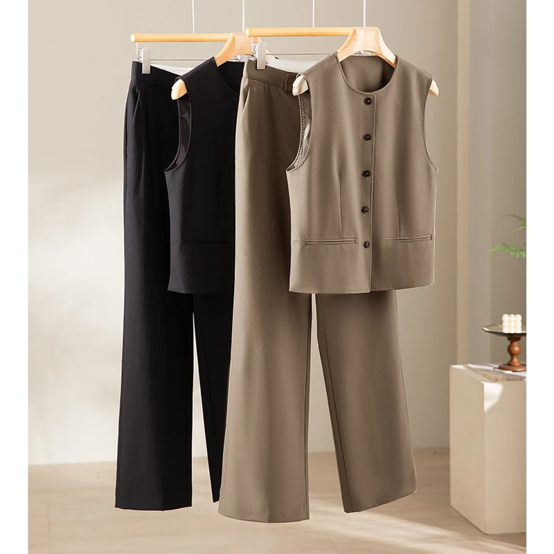 Damen Weite High‑Waist-Hose in Satin‑Optik mit Bügelfalte und seitlichen Eingrifftaschen Nord Taschen