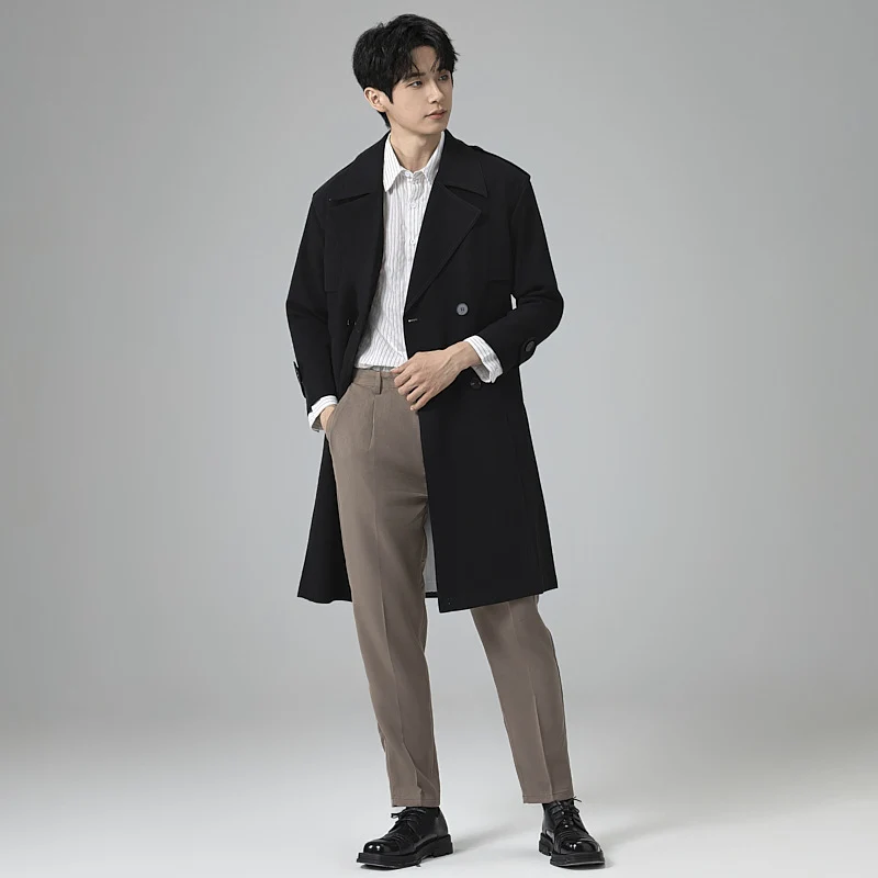 Herren Doppelreihiger Trenchcoat mit Taillengürtel und klassischem Revers Nord Taschen