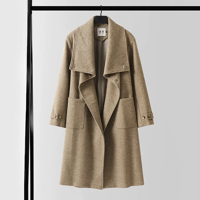 Damen Eleganter langer Wollmix-Cocoon-Mantel mit überlappendem Schalkragen und aufgesetzten Taschen Nord Taschen