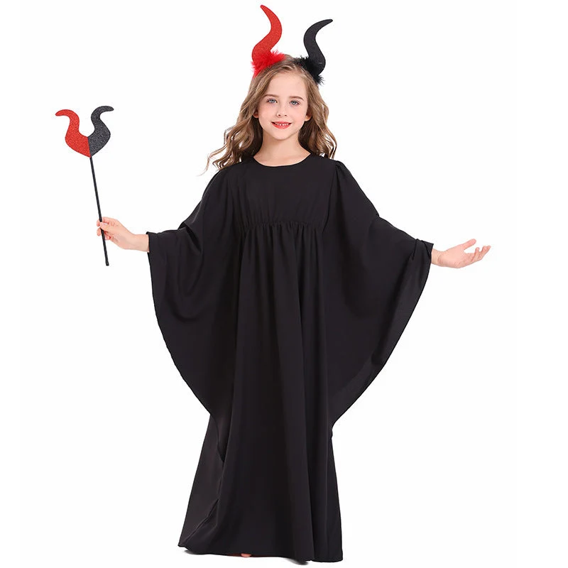 Mädchen märchenhaftes Kleid mit weitem Ärmeln und floralem Gürtel Nord Taschen