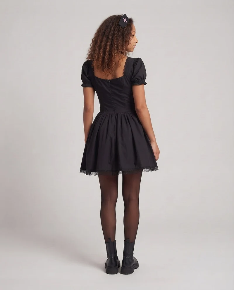 Damen verspieltes Corsagenkleid mit Rüschendetails Nord Taschen