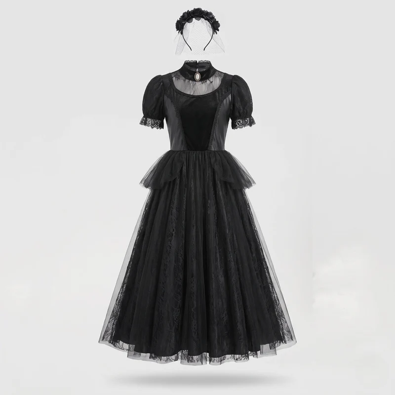 Damen Elegantes Gothic-Kleid mit Spitzen- und Tüllakzenten Nord Taschen