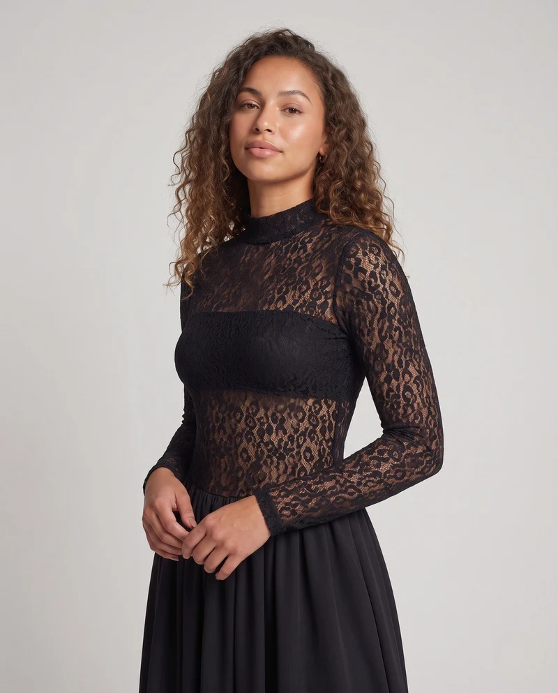 Damen Elegantes Abendkleid mit transparenten Ärmeln und weichem Rock Nord Taschen