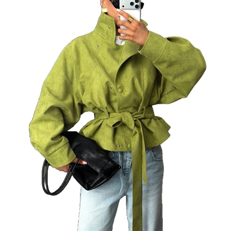 Damen Taillierte Kurzjacke im Blouson‑Stil mit Bindegürtel und Stehkragen Nord Taschen