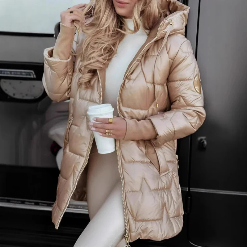Damen Steppmantel Mid-Length mit Kapuze, wattierter Thermofüllung und taillierter Silhouette Nord Taschen