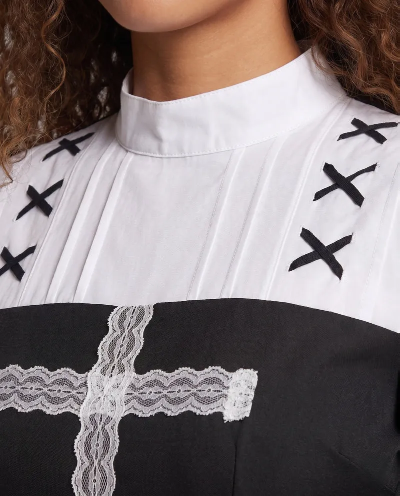 Damen Nonnenkleid mit eleganter Spitzenverzierung und Schleier Nord Taschen