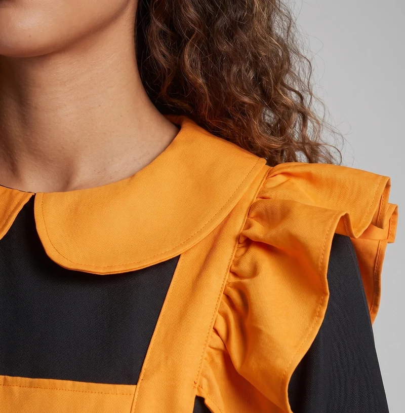 Damen Hexen Kostüm mit Detailierter Schürze und Accessoires Nord Taschen