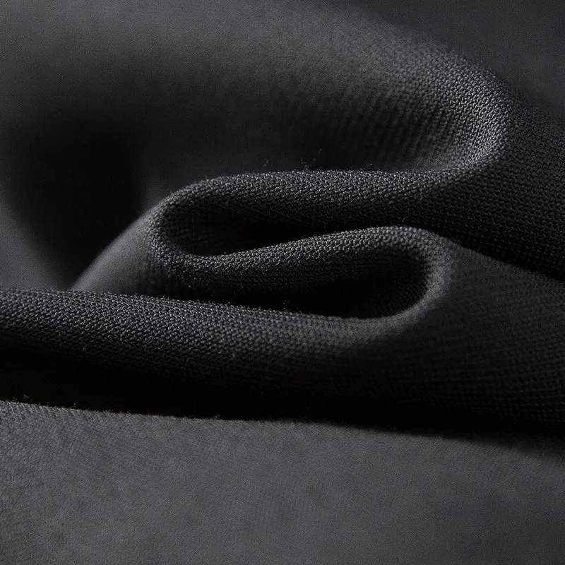Damen Oversize-Satinbluse im Hemdcut mit klassischem Kragen und abgerundetem Saum Nord Taschen