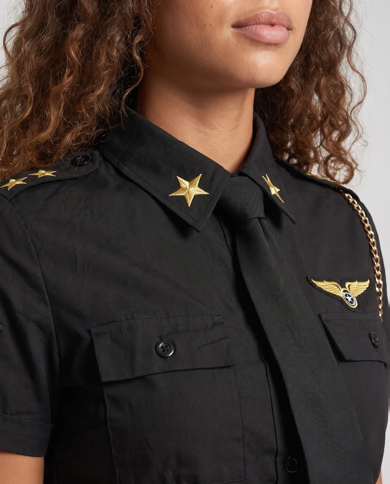 Damen Pilotinnenkostüm mit schimmerndem Kragen und goldenen Akzenten Nord Taschen