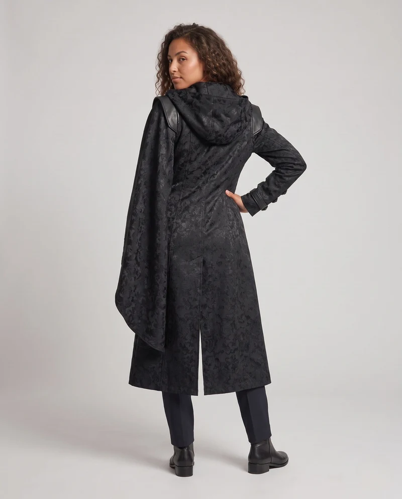 Damen Hochwertiger Umhangmantel mit Kapuze und eleganten Details Nord Taschen