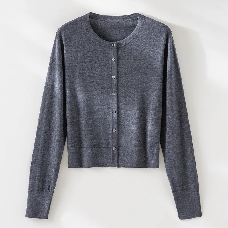 Damen Leichter Feinstrick-Cardigan im Cropped‑Schnitt mit Rundhals und durchgehender Knopfleiste Nord Taschen