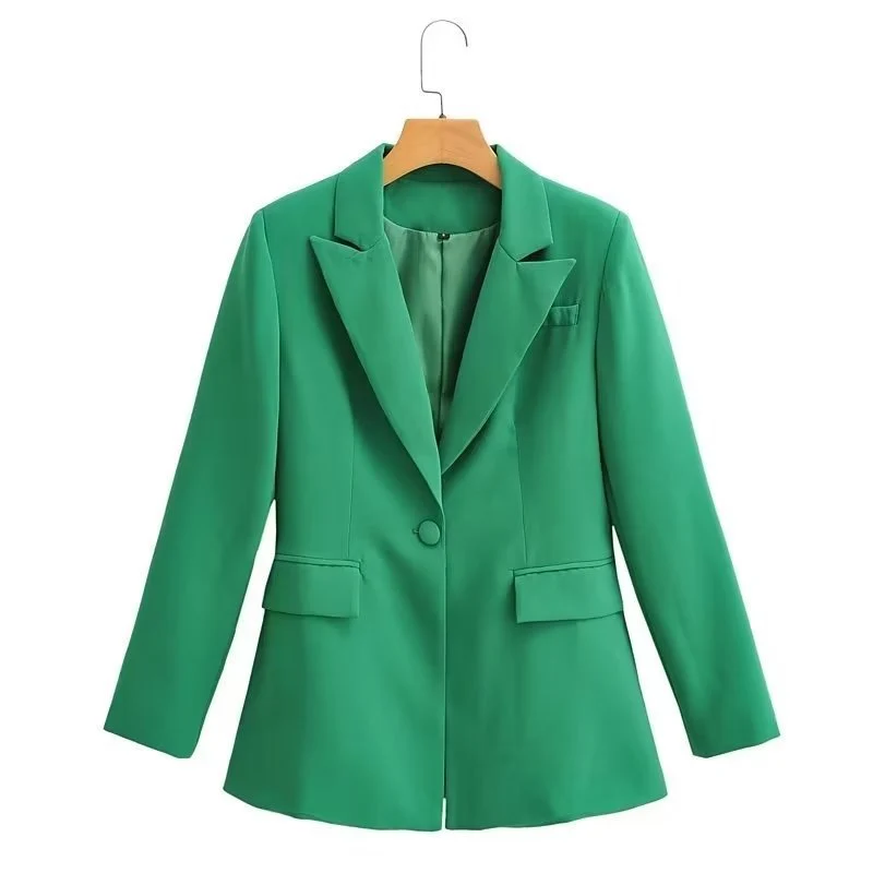 Damen Figurschmeichelnder Ein-Knopf-Blazer im modernen Oversize‑Cut mit Reverskragen und Pattentaschen Nord Taschen