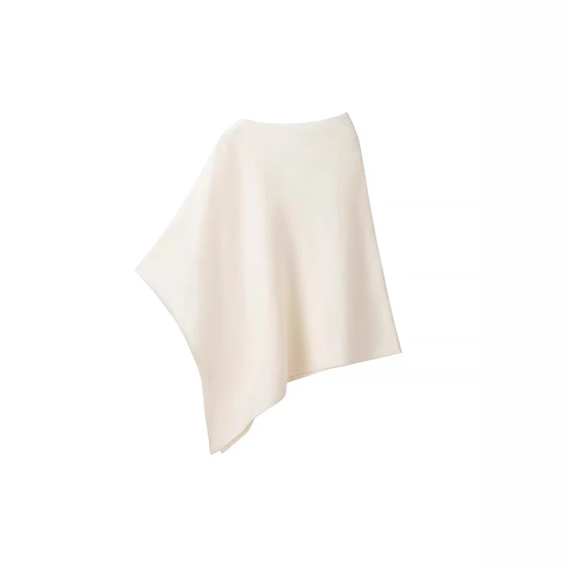 Damen Feiner Strickponcho mit asymmetrischem Saum und U‑Boot‑Ausschnitt Nord Taschen